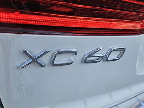 New 2025 Volvo XC60 T8 Plus w/ Protection Package Premier image 12