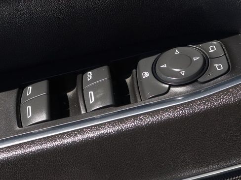 Used 2024 Chevrolet Silverado 1500 LT RWD image 20