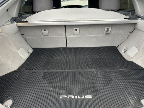 Used 2015 Toyota Prius Three image 15