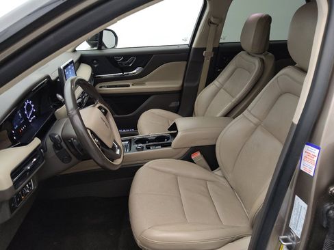 Used 2020 Lincoln Corsair Reserve w/ Appearance Package image 16