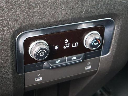 Used 2023 Chevrolet Tahoe LT AWD/4WD image 25