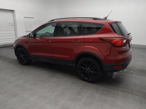Used 2019 Ford Escape SE image 3