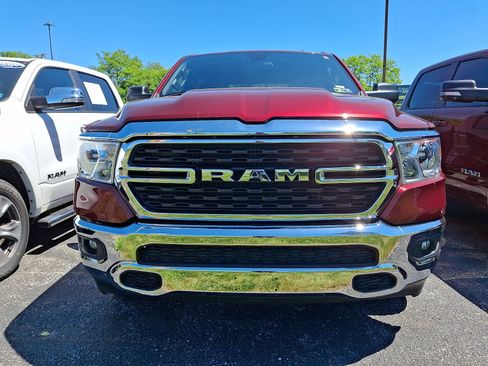 Used 2022 RAM 1500 Big Horn AWD/4WD image 3