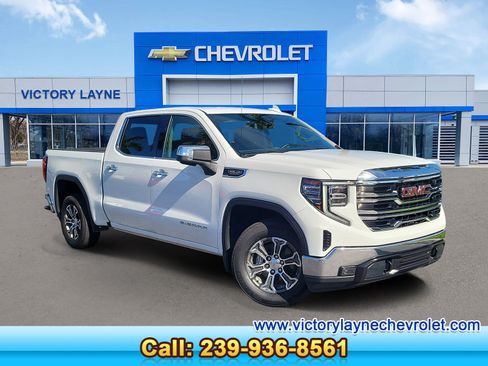 Used 2025 GMC Sierra 1500 SLT RWD image 1