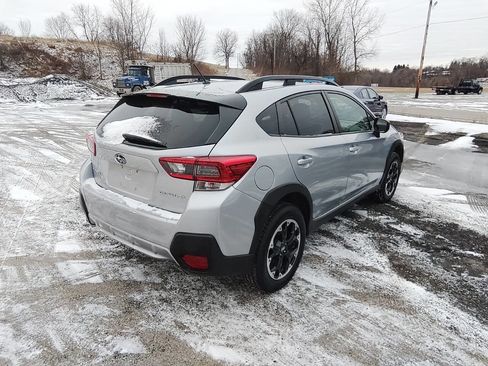 Used 2021 Subaru Crosstrek 2.0i image 5