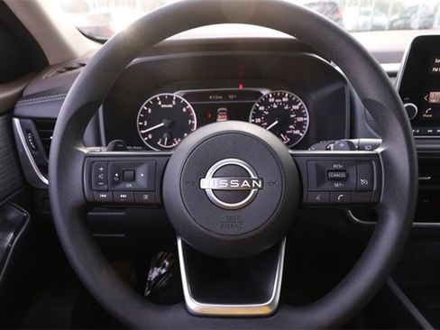 Certified 2023 Nissan Rogue S image 10