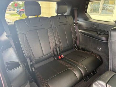 Used 2023 Jeep Grand Cherokee L Summit w/ Luxury Tech Group V AWD/4WD image 17