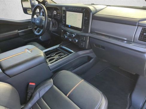 Used 2024 Ford F450 Platinum w/ FX4 Off-Road Package image 25
