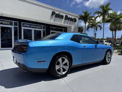 Used 2019 Dodge Challenger SXT RWD image 24