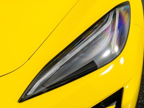 Used 2025 Chevrolet Corvette Z06 image 21