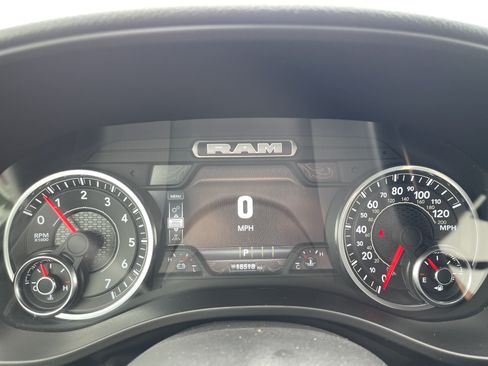 Used 2025 RAM 1500 Warlock AWD/4WD image 30