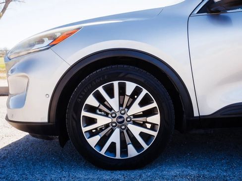 Used 2020 Ford Escape Titanium w/ Titanium Premium Package 2.0 image 10