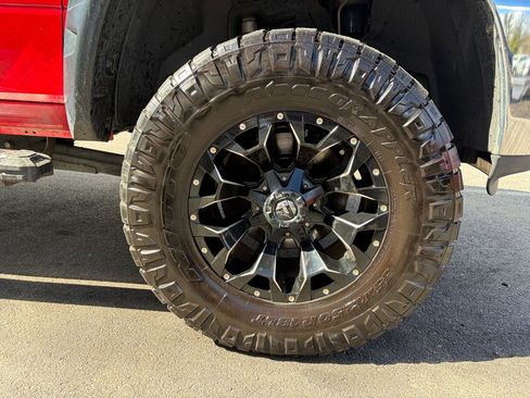 Used 2016 RAM 2500 Tradesman w/ Chrome Appearance Group image 19