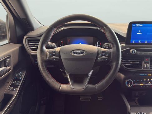 Certified 2024 Ford Escape ST-Line AWD/4WD image 13