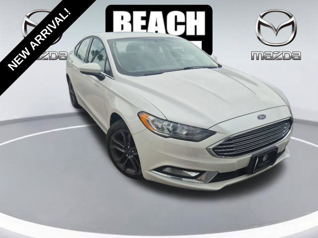 Used 2018 Ford Fusion SE w/ Equipment Group 201A FWD image 1