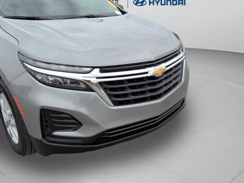 Used 2024 Chevrolet Equinox LS image 11