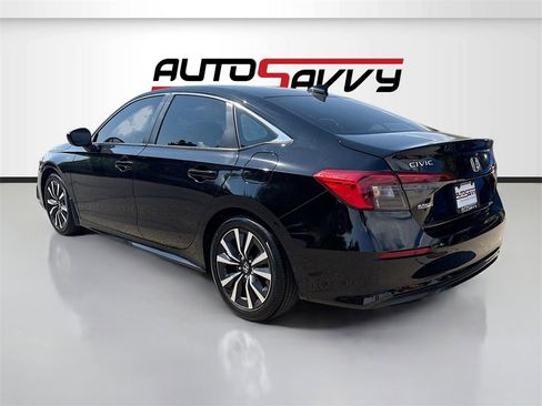 Used 2022 Honda Civic EX image 5