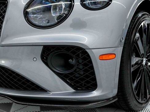 Used 2022 Bentley Continental GT Speed image 14