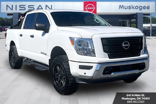 Used 2024 Nissan Titan SV w/ SV Convenience Package AWD/4WD image 1