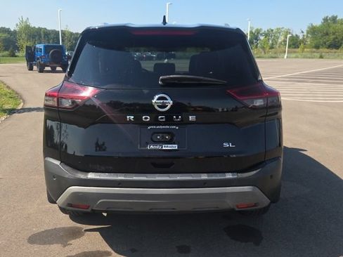 Used 2021 Nissan Rogue SL FWD image 9