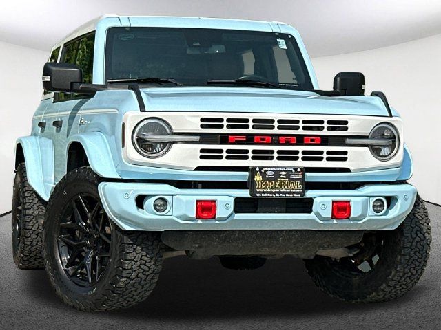 Certified 2023 Ford Bronco Heritage Edition AWD/4WD image 2