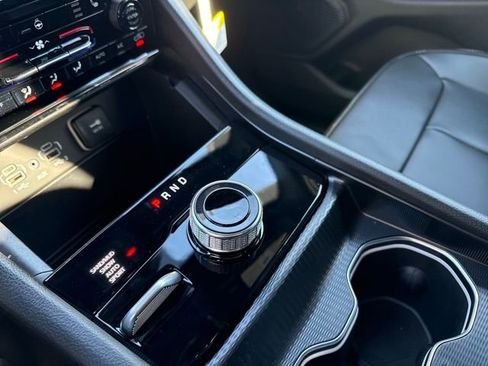 New 2025 Jeep Grand Cherokee Limited w/ Black Appearance Package image 26