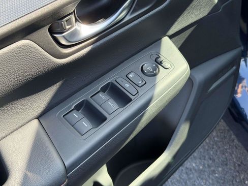 Certified 2026 Honda CR-V Sport image 7