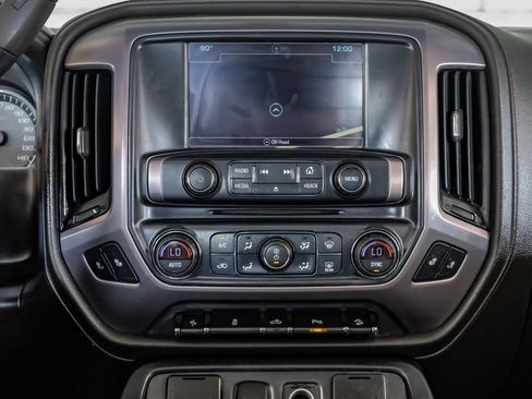 Used 2017 GMC Sierra 2500 SLT w/ All Terrain HD Package AWD/4WD image 26