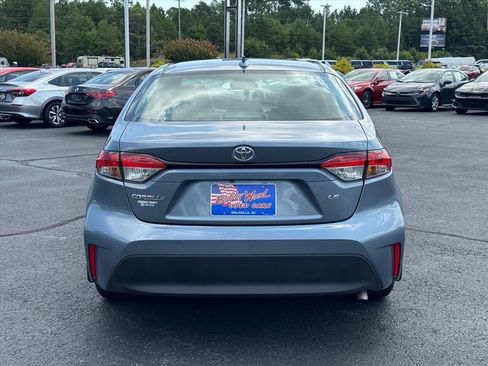 Used 2026 Toyota Corolla LE FWD image 4