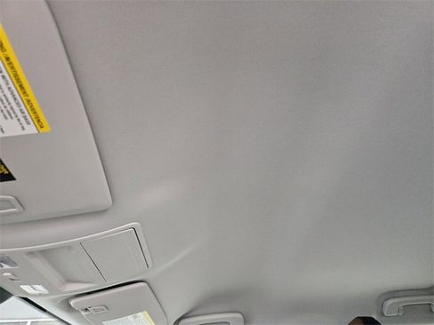 Used 2024 Ford Maverick Lariat w/ 4K Tow Package image 24