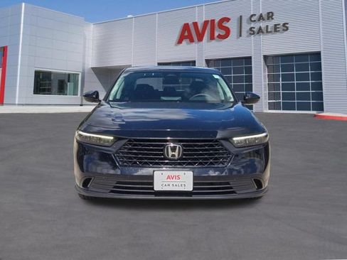 Used 2025 Honda Accord SE image 2