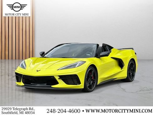 Used 2023 Chevrolet Corvette Stingray Preferred Conv w/ Z51 Performance Package RWD image 8
