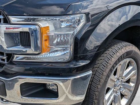 Used 2018 Ford F150 XLT w/ Equipment Group 302A Luxury AWD/4WD image 7