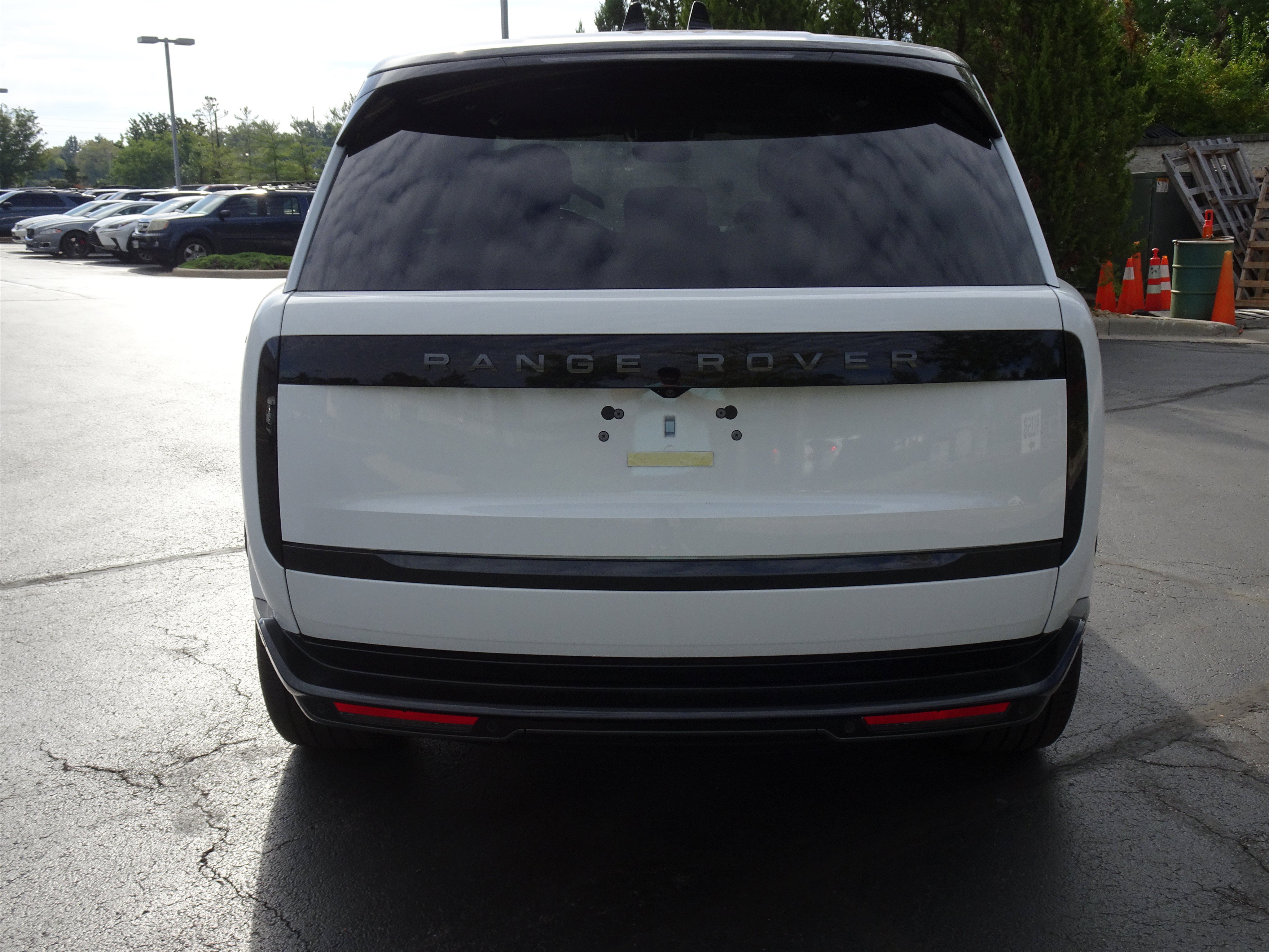 New 2027 Land Rover Range Rover SE AWD/4WD image 9