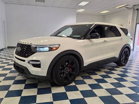 Used 2022 Ford Explorer ST w/ Equipment Group 401A AWD/4WD image 4