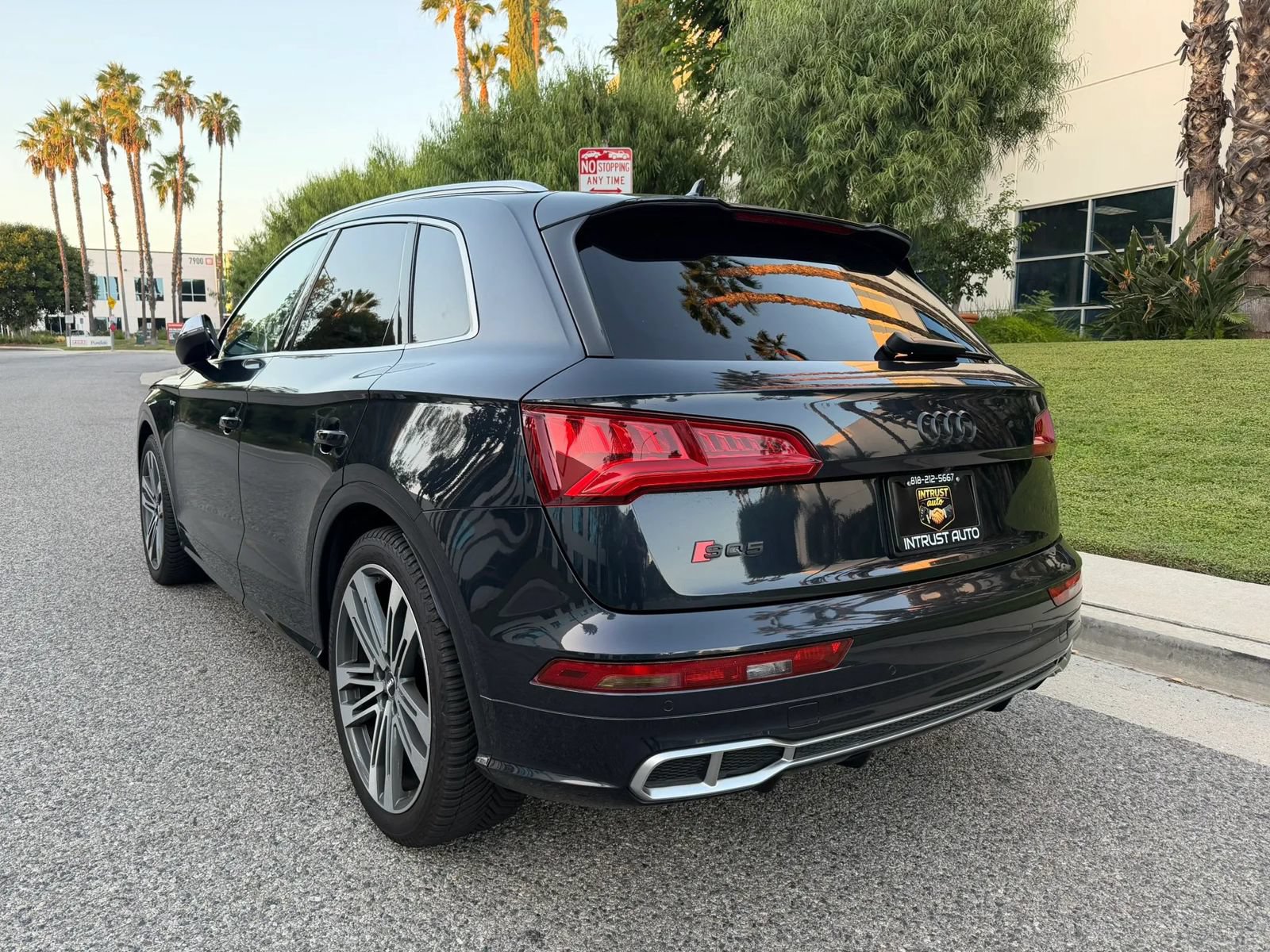 Used 2018 Audi SQ5 Premium Plus AWD/4WD image 8