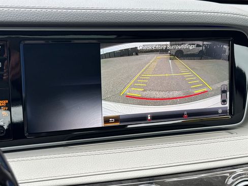 Used 2015 Mercedes-Benz S 550 Sedan image 20