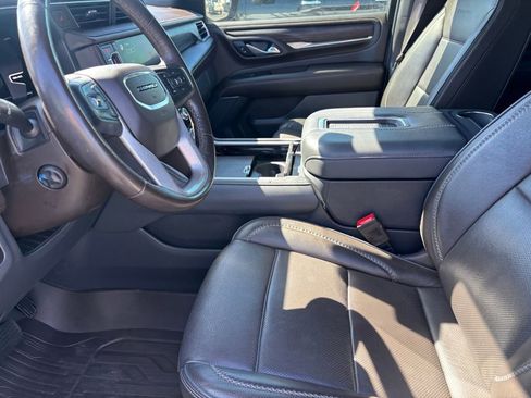 Used 2022 GMC Yukon Denali AWD/4WD image 9
