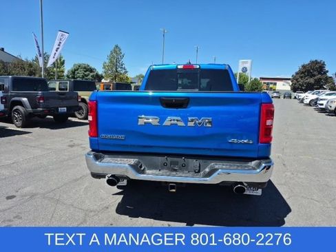 Used 2025 RAM 1500 Big Horn AWD/4WD image 4