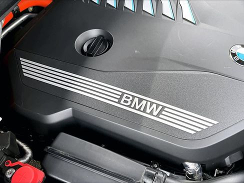 Certified 2023 BMW X5 xDrive45e w/ Luxury Seating Package image 32