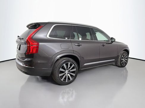 Certified 2023 Volvo XC90 B6 Plus image 6