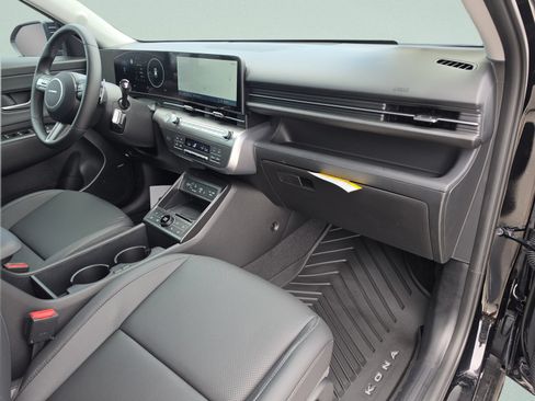 New 2026 Hyundai Kona Limited FWD image 17