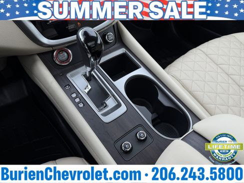 Used 2024 Nissan Murano Platinum w/ Cargo Package AWD/4WD image 17