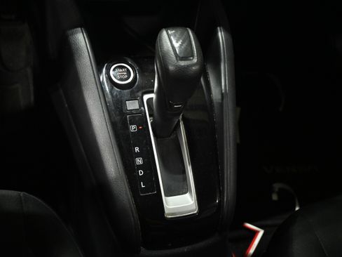 Used 2020 Nissan Versa S FWD image 16