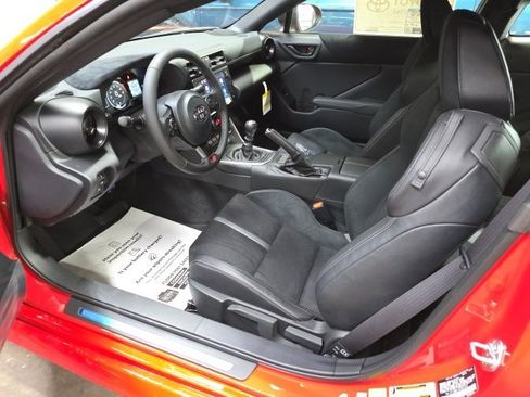 New 2026 Toyota GR86 Premium image 8