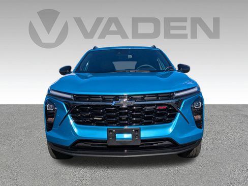 Used 2025 Chevrolet Trax RS w/ Sunroof Package image 29