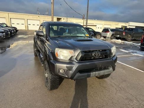 Used 2015 Toyota Tacoma 4x4 Double Cab image 24