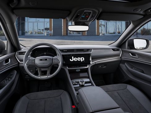 New 2026 Jeep Grand Cherokee Altitude image 14