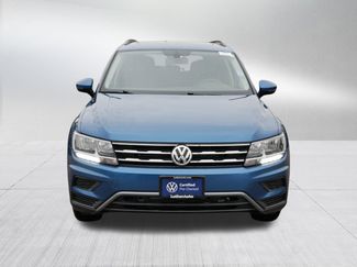Certified 2020 Volkswagen Tiguan SE w/ Panoramic Sunroof Package video 2