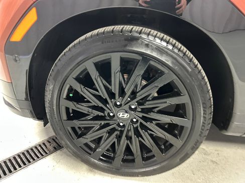 Used 2024 Hyundai Santa Fe Calligraphy image 9